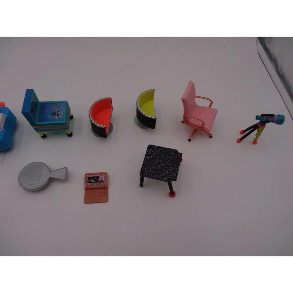 LOL Surprise OMG Doll House Furniture Game Room Bar Arcade Game Chair‎ and More